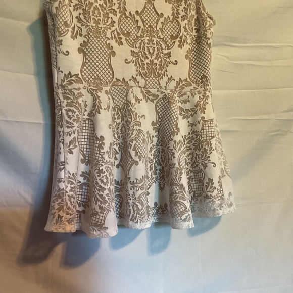 Apt.9 Too - Picture 5 of 5